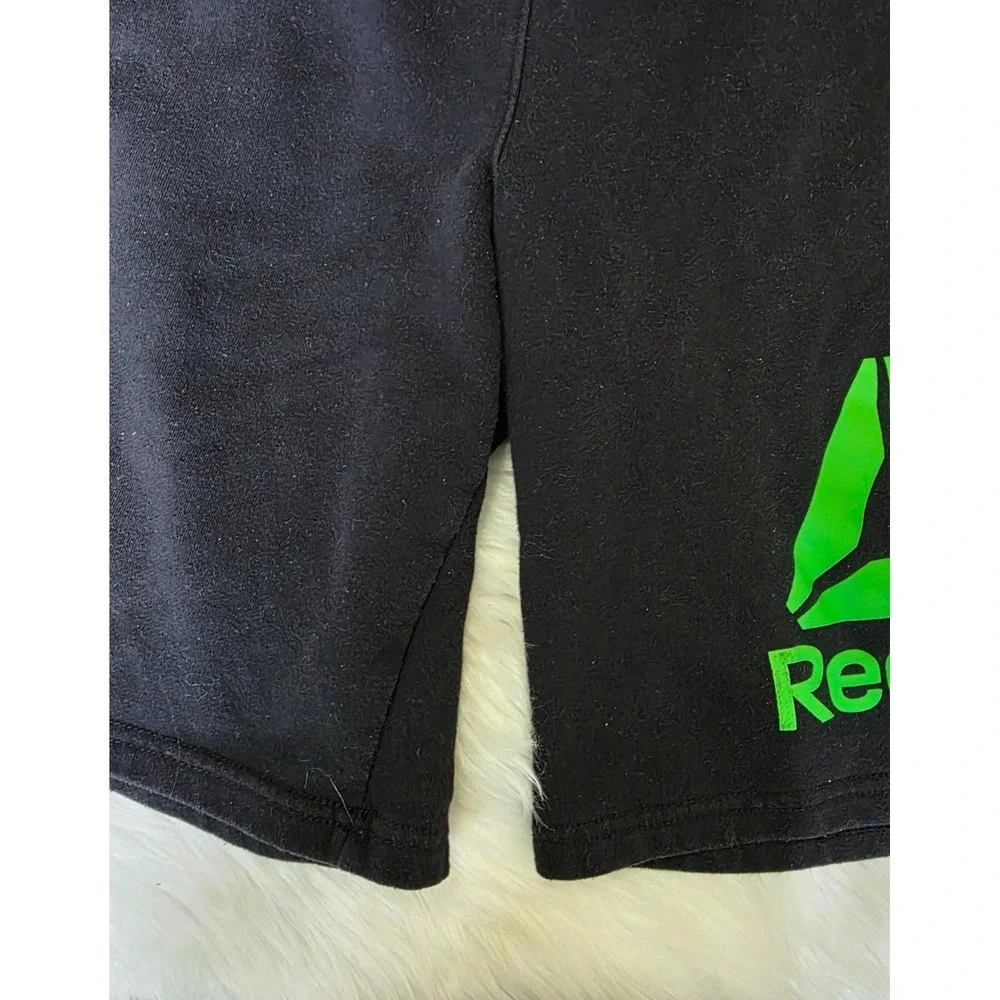 Reebok Boys XXL 18 Black Athletic Sweat Shorts Green Logo Elastic Waist
